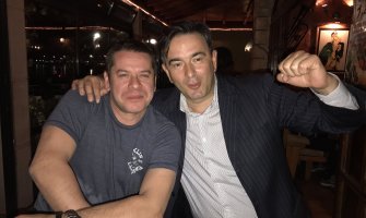 Vlado Georgiev podržao DF u Herceg Novom: Pjevali 