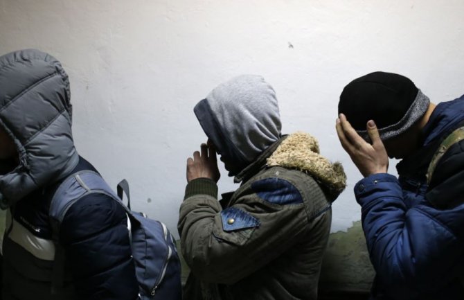 Rožajac i pet državljana Srbije osumnjičeni za krijumčarenje 60 azilanata