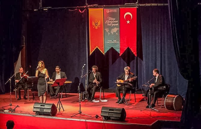  U Ulcinju i Tuzima održani koncerti tradicionalne turske muzike