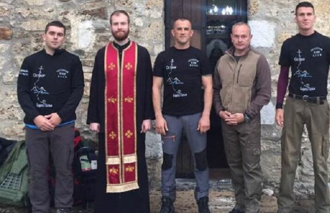 Bjelopoljci planinama krenuli na hodočašće pod Ostrog