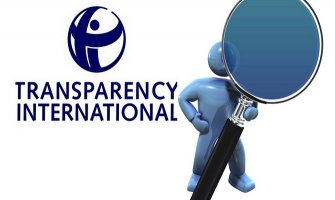 Neopravdano uklanjanje aktiviste za borbu protiv korupcije iz Vladine radne grupe