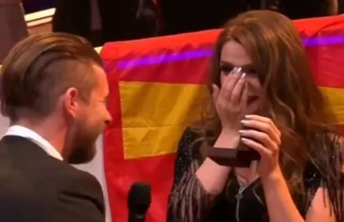 Prosidba na Eurosongu: Makedonsko devojče reklo DA (VIDEO)