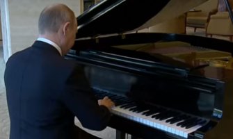 Putin svirao klavir predsjedniku Kine (VIDEO)