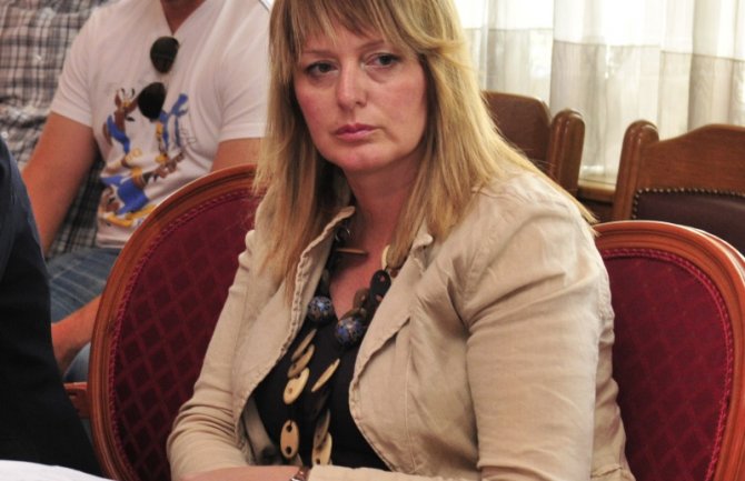 Bošnjak: Hrapović ćutanjem prikriva malverzacije