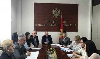 Posvećenost raseljenim licima na visokom nivou