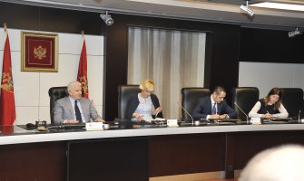 Nema povlašćenih, svaki euro državnog novca mora u državnu kasu