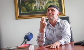 Hafiz Bugari:Čovjek danas pati za sobom, nervira ga i tuđi osmjeh