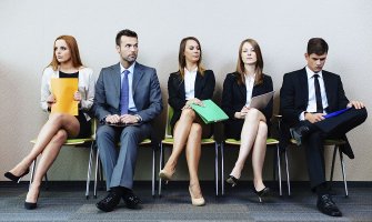 Gazde traže super vještine ali platu ne spominju