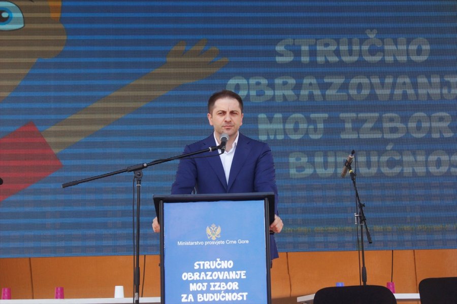 2017060222402116322777103Web