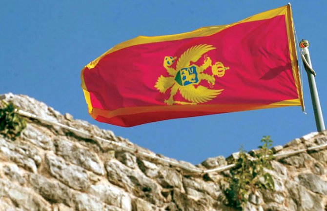 Zastava Crne Gore će se prvi put zavijoriti ispred sjedišta NATO-a