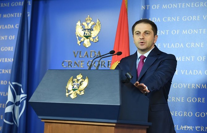 Za najbolje učenike predviđene nagrade do 2.000 eura