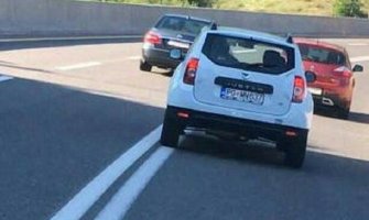 Službenim vozilom preko duple pune linije (VIDEO)