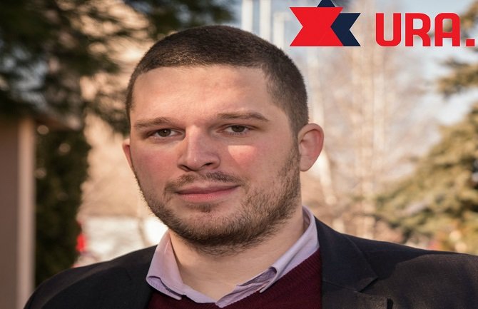 Mikić: Projektom centralnog zakazivanja u zdravstvu Vlada opet zakazala