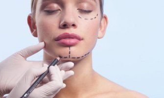 Plastične operacije rade djevojke od 18 i bake od 80 godina