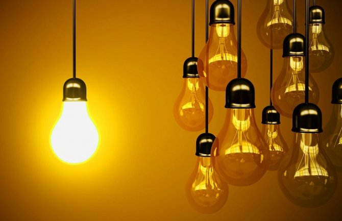 8.700 stanovnika Crne Gore  krade struju