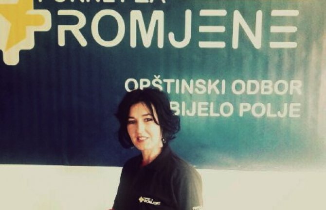 Fisik: Žene su primorane da biraju između posla i rađanja djece