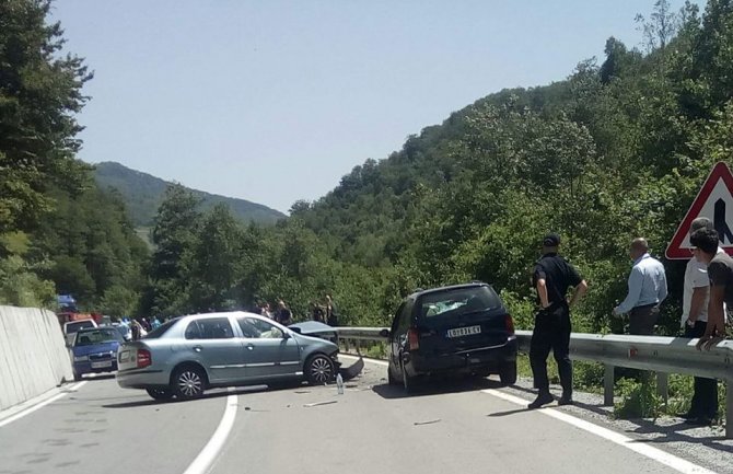 Sudar kod Slijepča mosta, više povrijeđenih