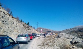 Udvostručen promet na graničnim prelazima sa Hrvatskom i BiH