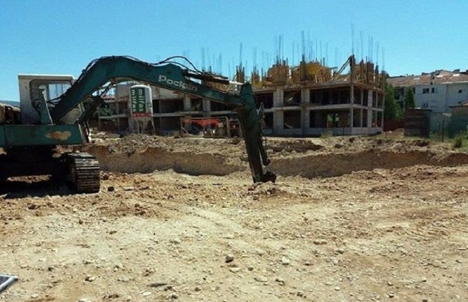 Počela izgradnja dvije zgrade za zdravstvene radnike u Nikšiću