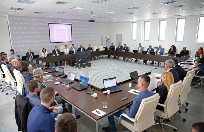 Vanredno zasjedanje Senata: Štitimo kredibilnost naše diplome i autonomiju UCG