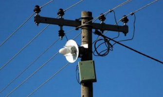 CEDIS: U požaru na području Pipera izgorjeli stubovi, pa došlo do nestanka struje