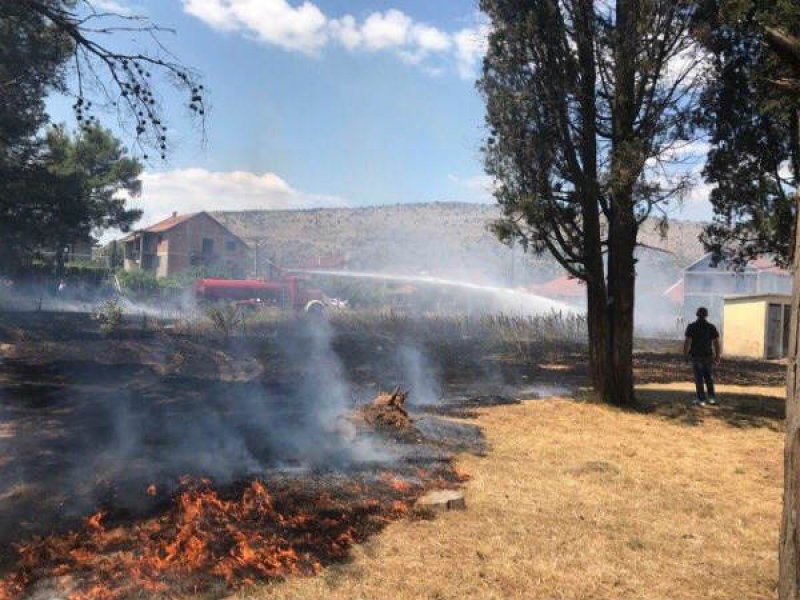 7b09c78aff8bd51445b073cc173a7f06