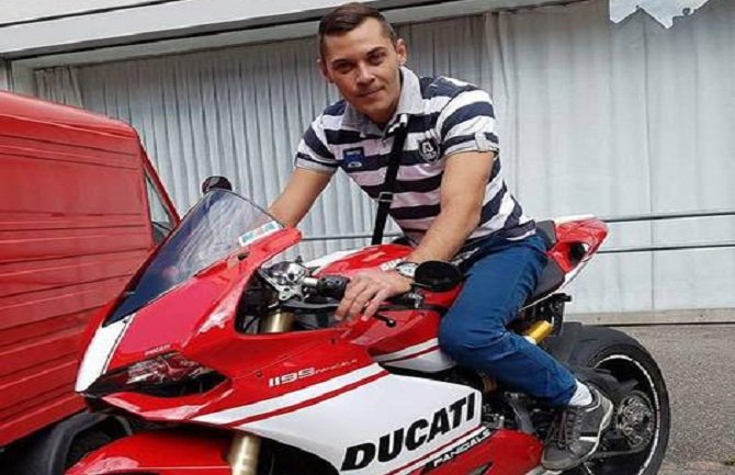 Udes u Budvi: Roditelji stradalih iz Srbije čekaju da preuzmu tijela jer ambasada ne radi nedjeljom