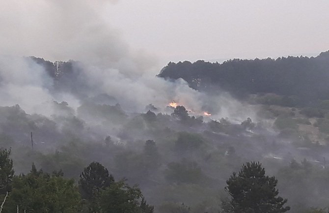 Požari su trenutno pod kontrolom 