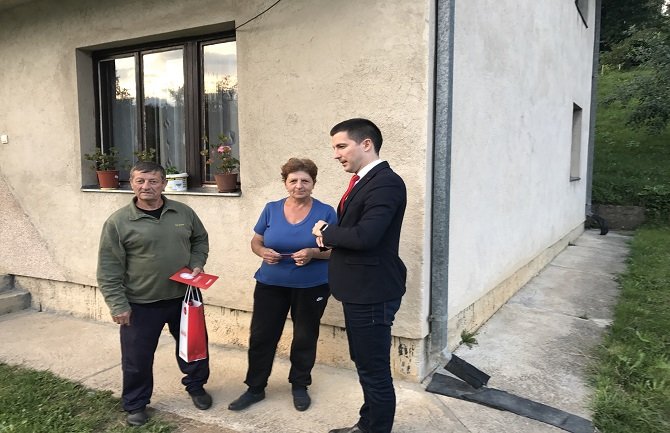 Demokrate: Nećemo se zaustaviti dok ne obiđemo svako domaćinstvo u Pljevljima