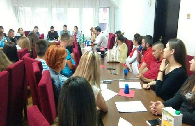 Mladi DPS-a u Mojkovcu otpočeli aktivnosti u susret lokalnim izborima