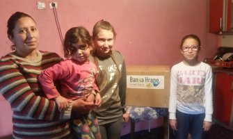 Pomozimo porodici Malešaj: Žive u kući od dasaka bez vode, kupatila i struje