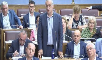 Skupština ukinula imunitet Raduloviću, Jočić, Kneževiću i Đukanoviću