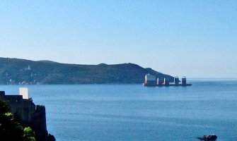 Najveći teretni brod na svijetu uplovio u Boku