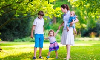 Majke sa troje ili više djece još danas mogu da podnesu zahtjev za naknade
