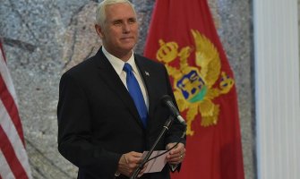 Sastanak Pensa sa opozicionarima trajao 15 minuta