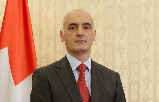 Zuber: Partije da ne zloupotrebljavaju vatrogasce