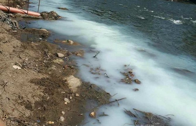 Nastavljaju se ekološki incidenti na Limu: Žurić sa privrednicima traži rješenje