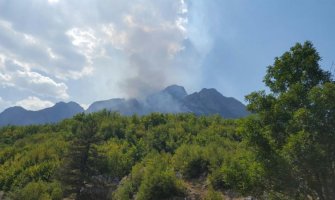Više požara na Prokletijama, angažovana i policija