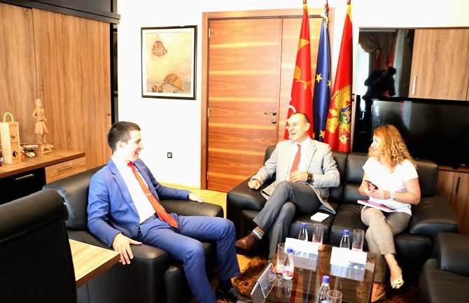 Bečić: I pored brutalnih napada rast Demokrata niko i ništa ne može zaustaviti