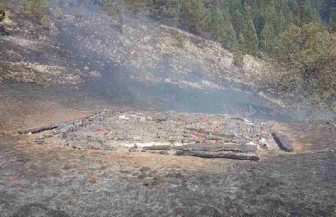 Sinjajevina: U požaru izgorjele dvije kuće 