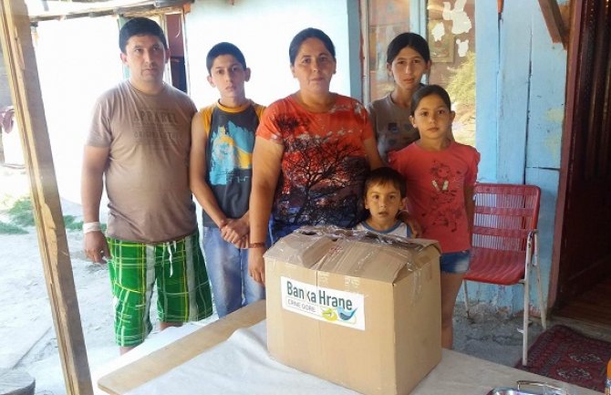 Potrebna pomoć osmočlanoj porodicu iz Herceg Novog