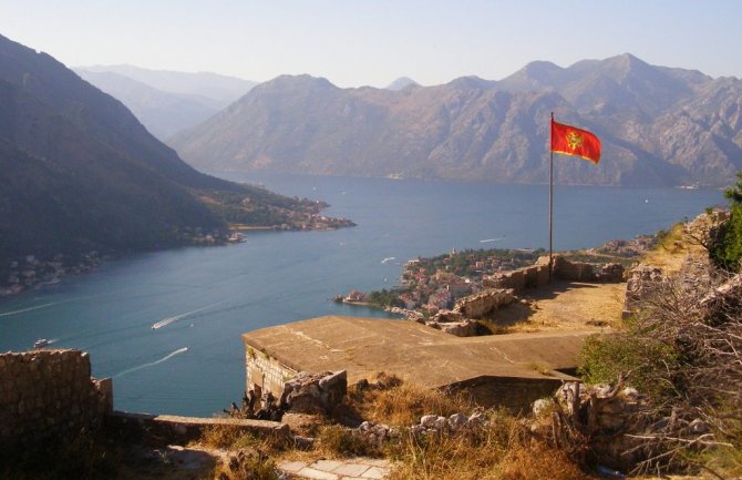 Zastava vraćena na tvrđavu San Đovani