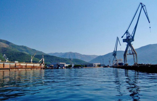 Mali dok odlazi sljedeće nedelje