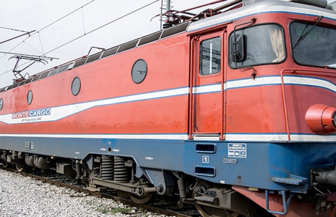 Mašinovođa umalo izazvao sudar: Nije poštovao signale