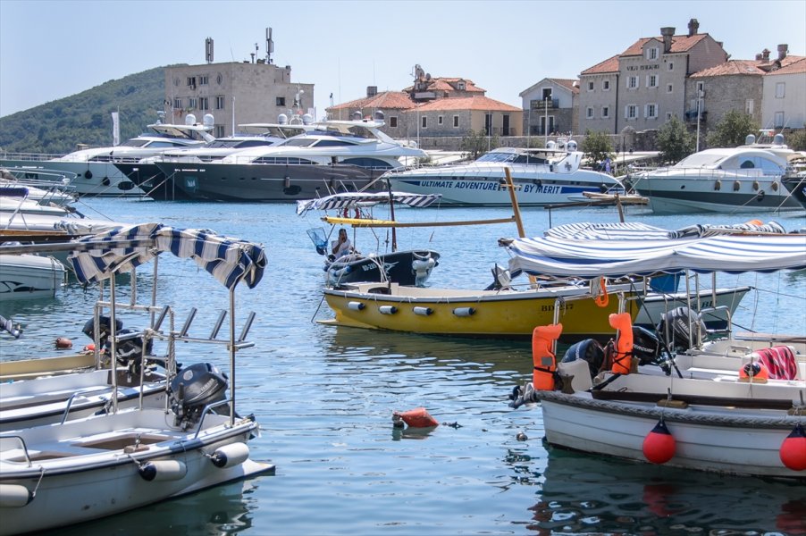 2017081922532425425070561Web