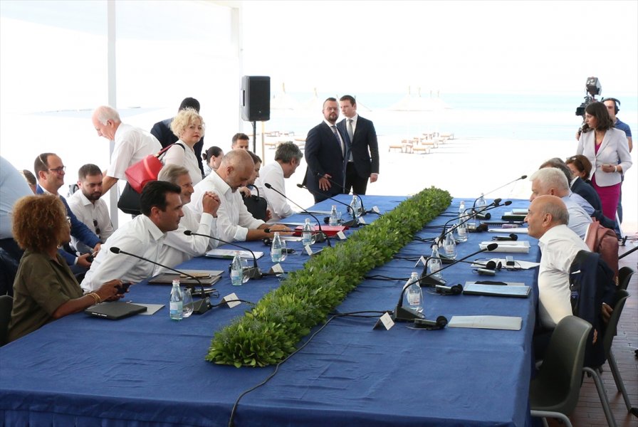 2017082622544016925269281Web