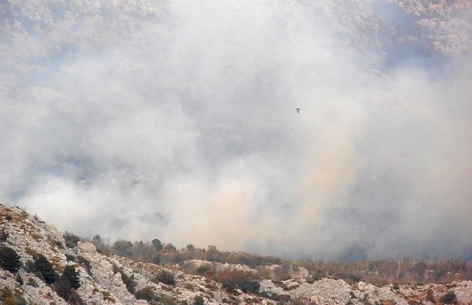 Požar na Orjenu se proširio