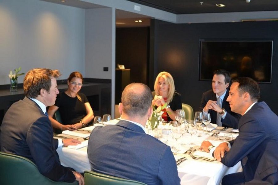 PredsjednikUpravnogodboraAmChamsinEUnaradnomrukusaUpravnimodboromAmChamMontenegro