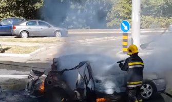 Eksplodirao automobil na Košutnjaku, uzrok plin? (VIDEO)