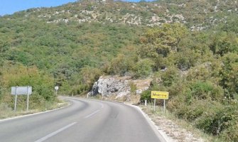 Dva požara u zaleđu HN: Pronađen plastični bidon, sumnja se da je vatra podmetnuta